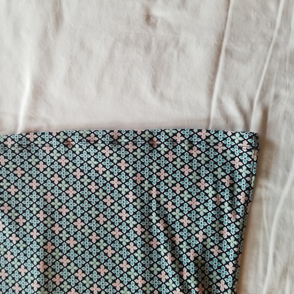 Talbots Blue, Green, and Pink Sleeveless Patterned Top, Size M, Worn Twice - Picture 8 of 8